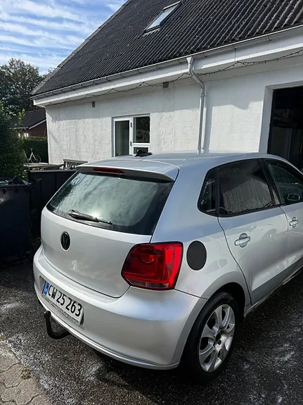 Volkswagen Polo 2010 photo 5