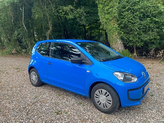 Volkswagen Up 2015 photo 2