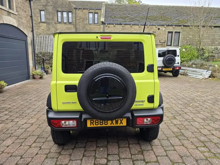 Suzuki Jimny 2022 photo 4