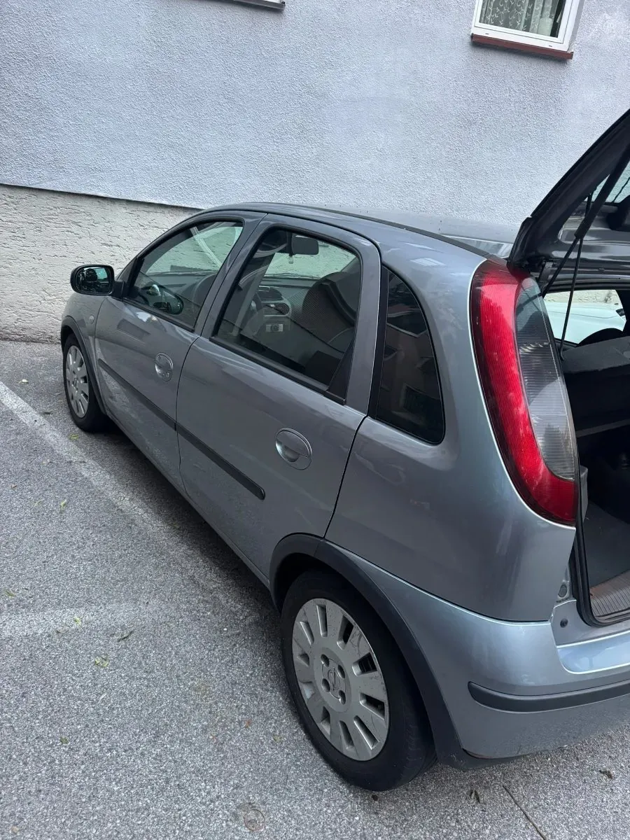 Opel Corsa 2004 photo 3