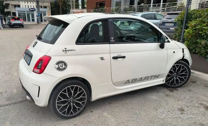 Fiat 500 Abarth 2014 photo 2