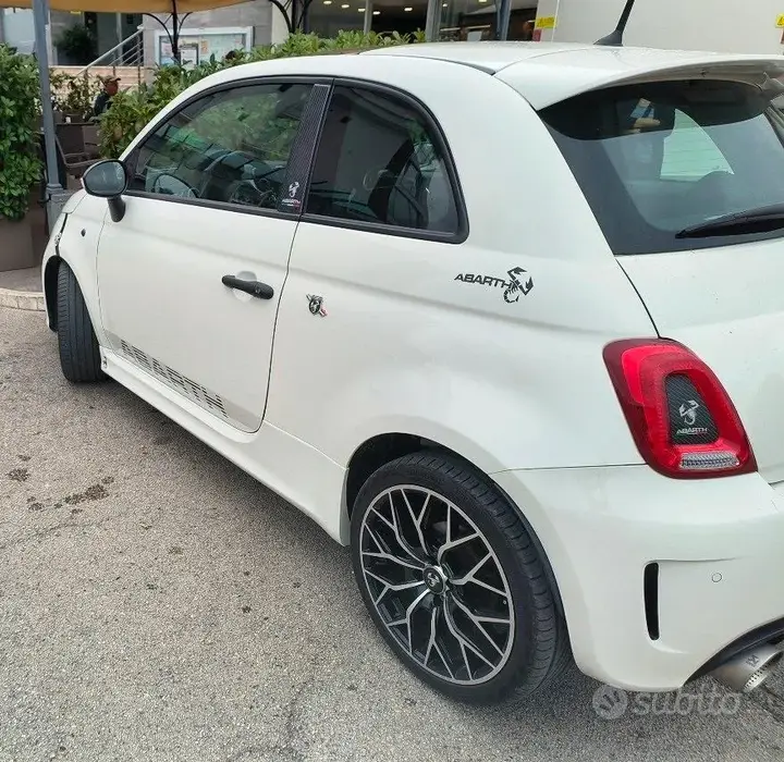 Fiat 500 Abarth 2014 photo 3
