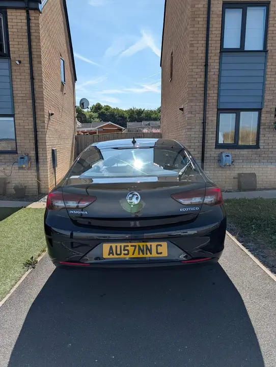Vauxhall Insignia 2018 photo 3