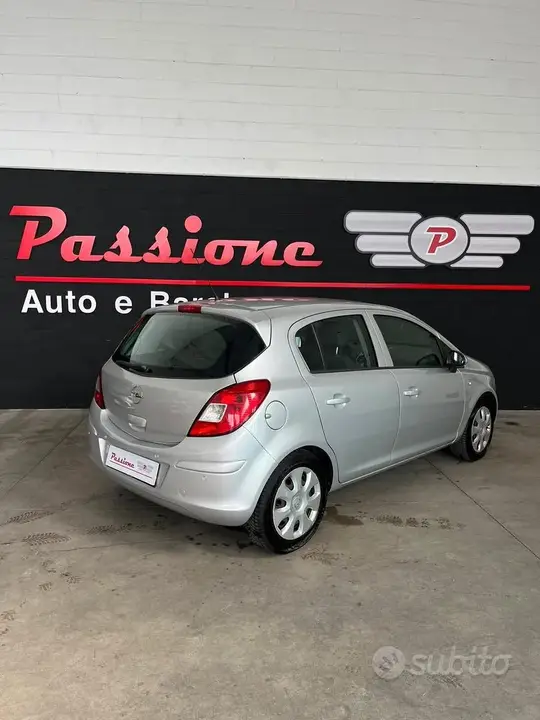 Opel Corsa 2009 photo 3