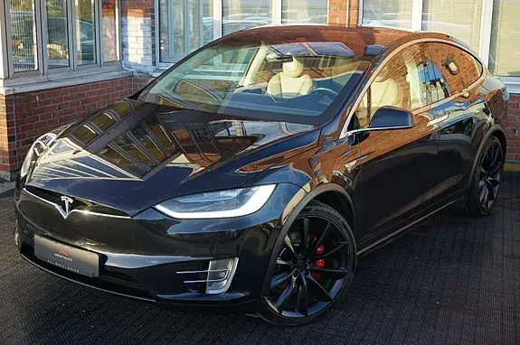Tesla Model X 2016 photo 2