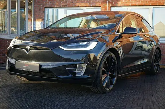 Tesla Model X 2016 photo 4