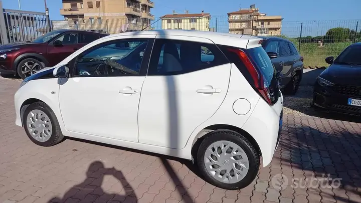 Toyota Aygo 2021 photo 3