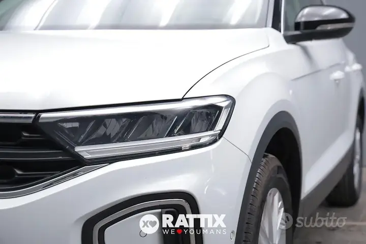 Volkswagen T-Roc 2023 photo 3