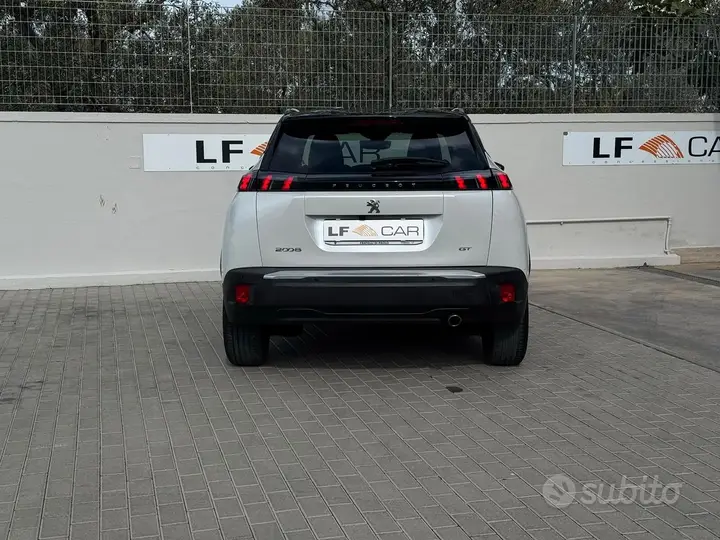 Peugeot 2008 2023 photo 5