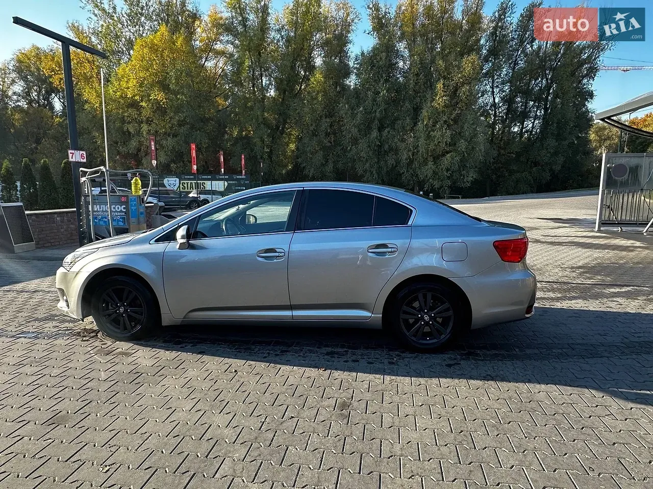 Toyota Avensis 2012 photo 5