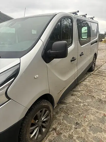 Renault Trafic 2017 photo 2