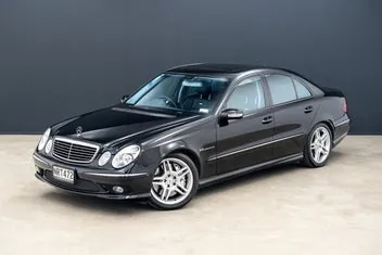 Mercedes-Benz E 55 2004 photo 2