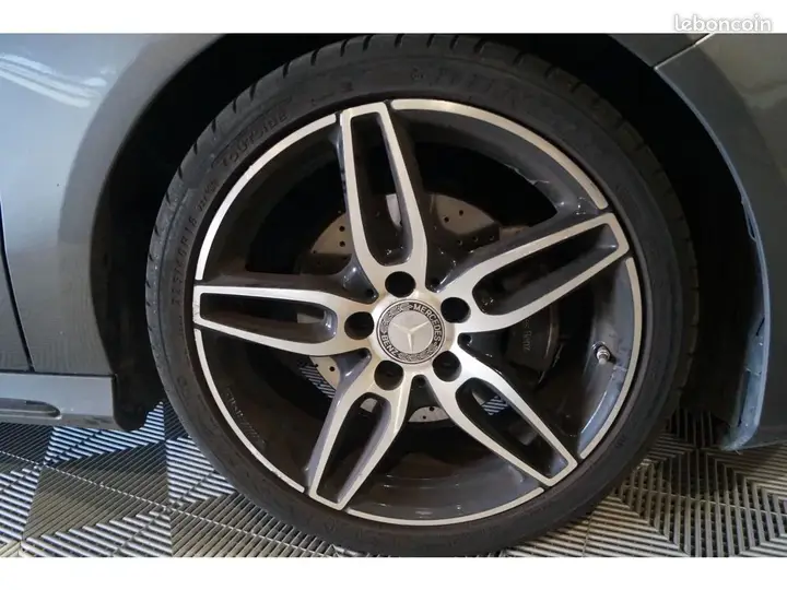 Mercedes-Benz A 2016 photo 5