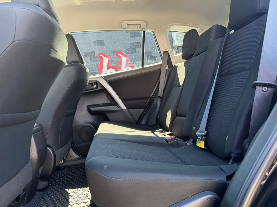 Toyota Rav4 2016 photo 5