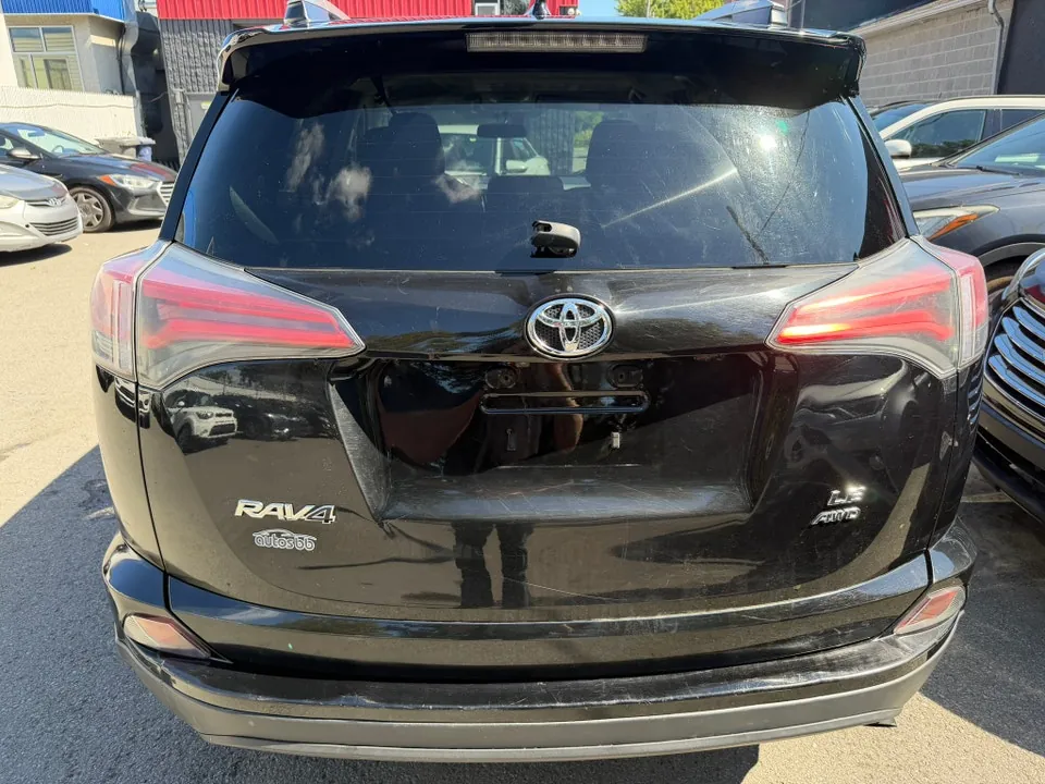 Toyota Rav4 2016 photo 3
