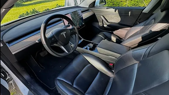 Tesla Model 3 2020 photo 5