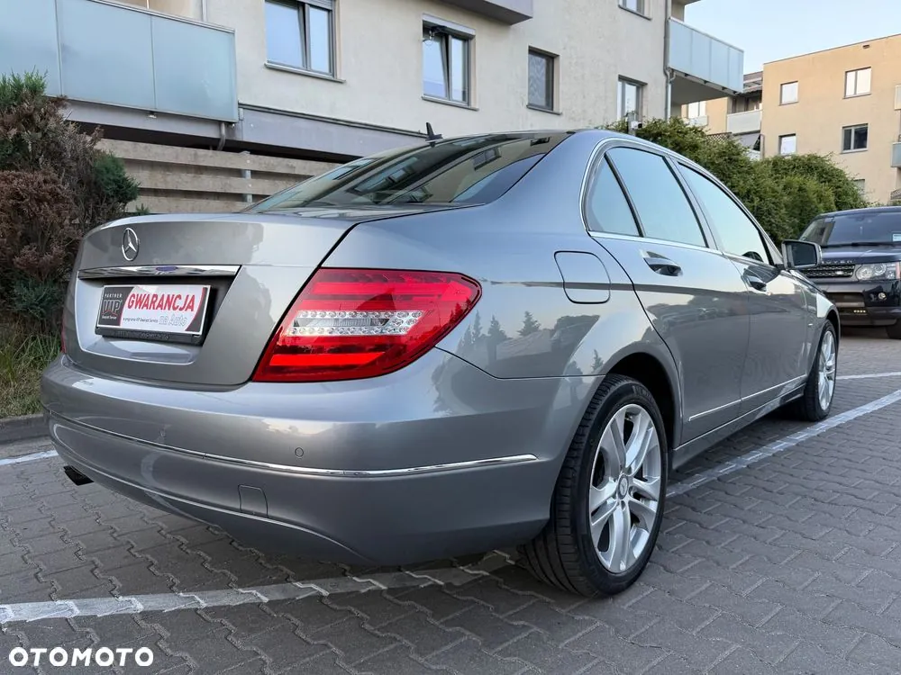 Mercedes-Benz C-Class 2011 photo 4