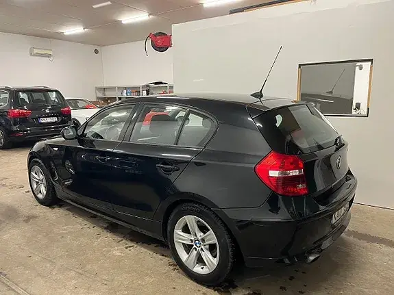 BMW 120 2010 photo 4