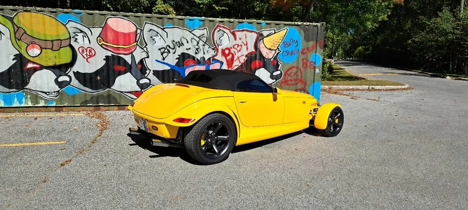 Plymouth Prowler 2002 photo 2
