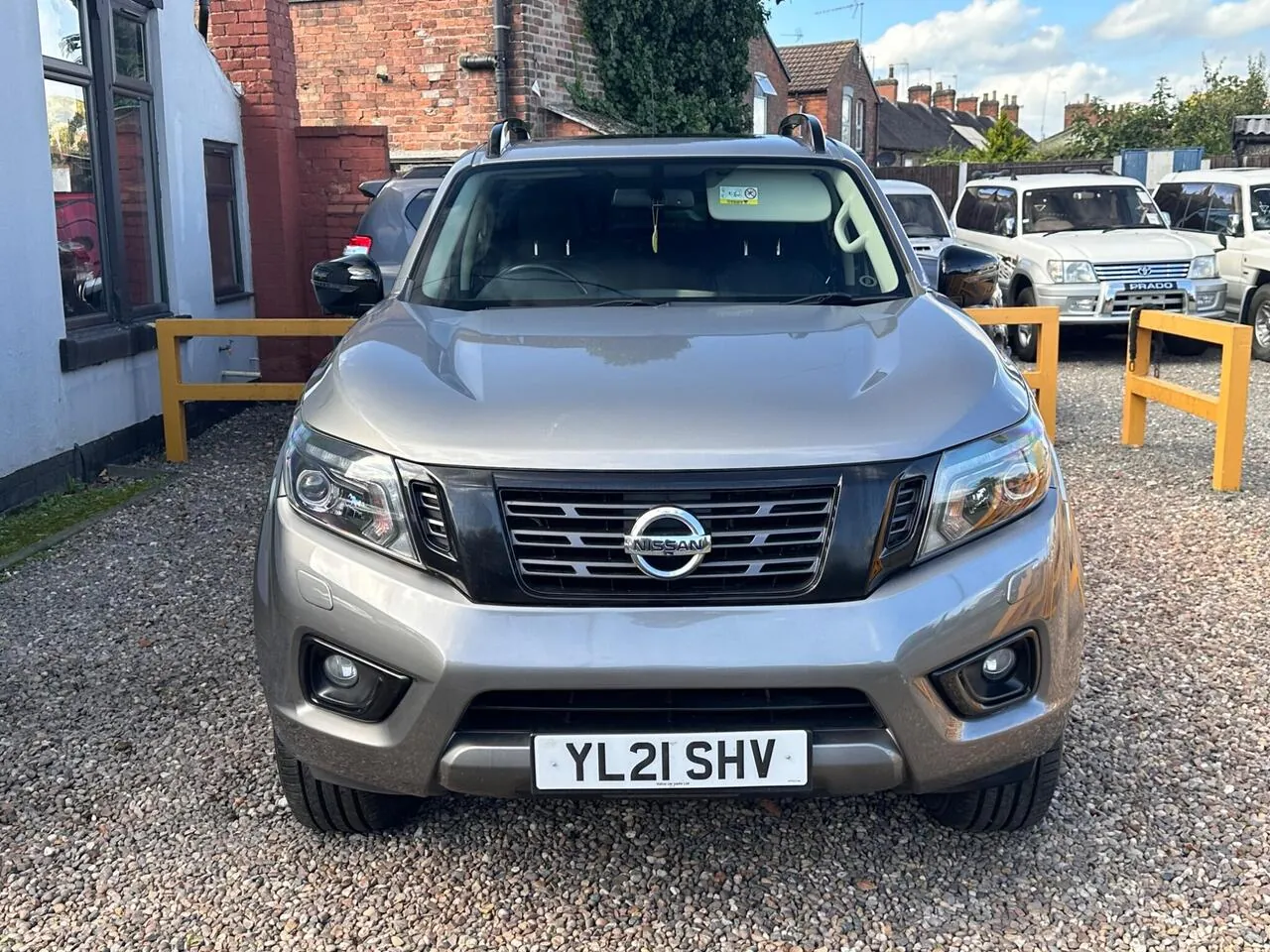 Nissan Navara 2021 photo 3