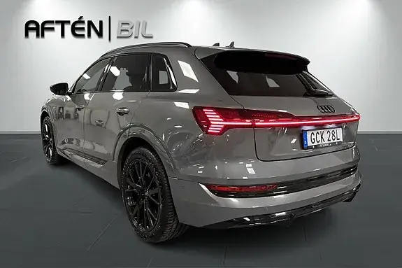 Audi E-Tron 2022 photo 4