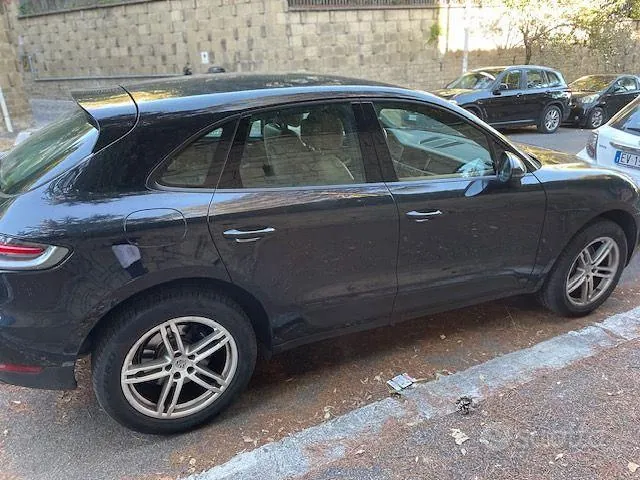 Porsche Macan 2021 photo 3