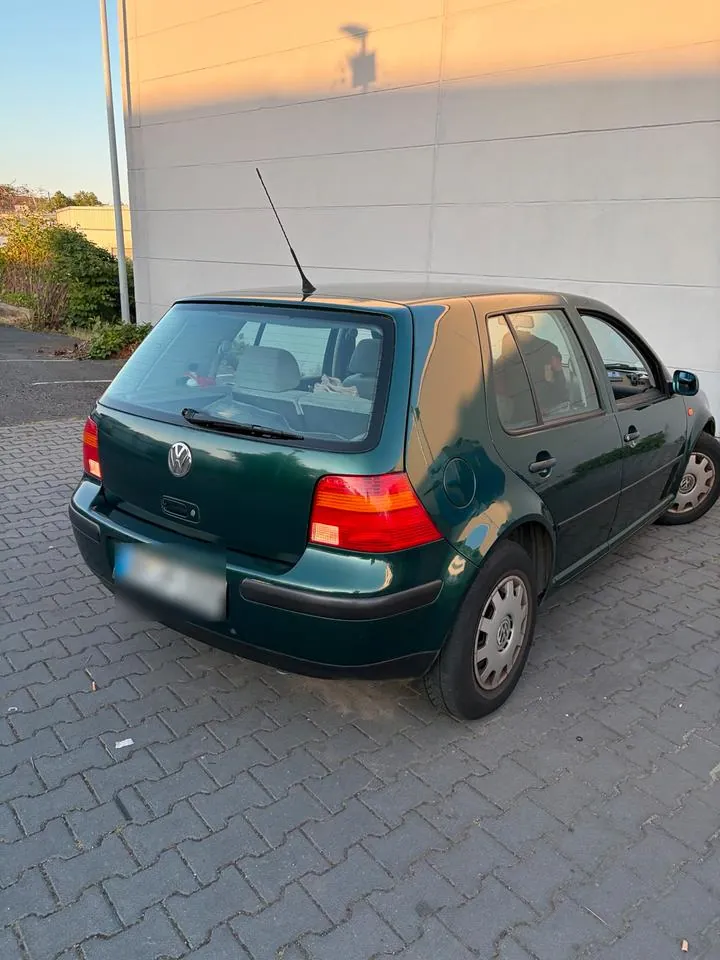 Volkswagen Golf 4