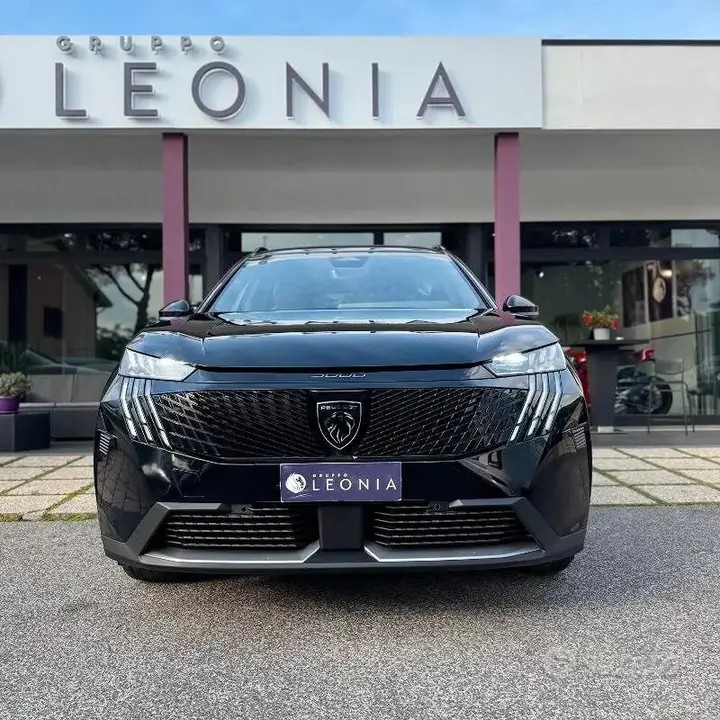 Peugeot 5008 2025 photo 2