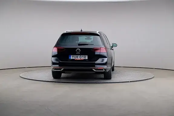 Volkswagen Passat 2022 photo 5