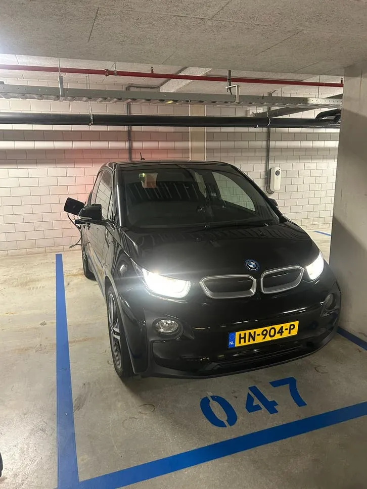 BMW I3