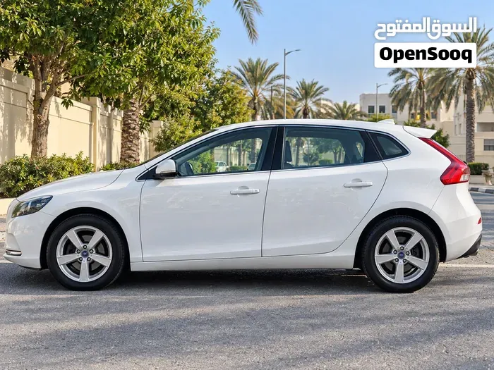 Volvo C40 2015 photo 2