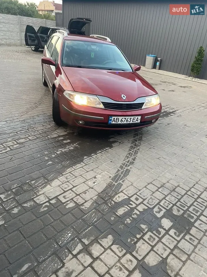 Renault Laguna 2002 photo 2