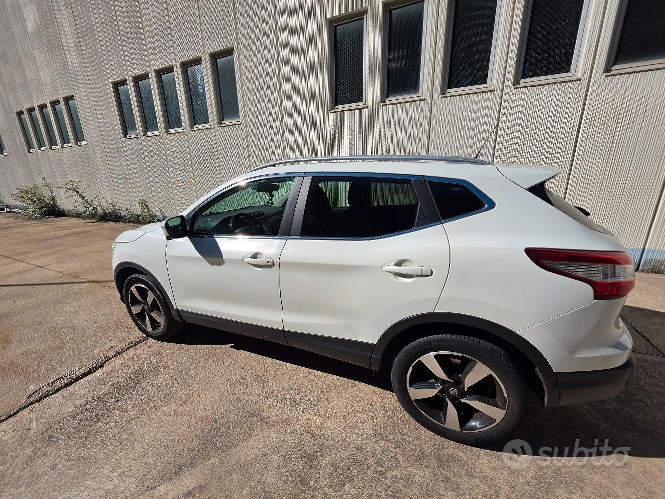 Nissan Qashqai 2016 photo 2