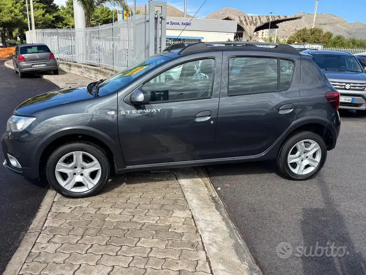 Dacia Sandero Stepway 2017 photo 2