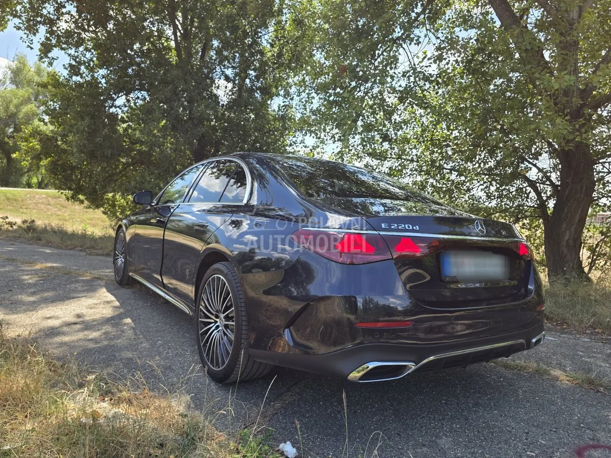 Mercedes-Benz E 220 2024 photo 3
