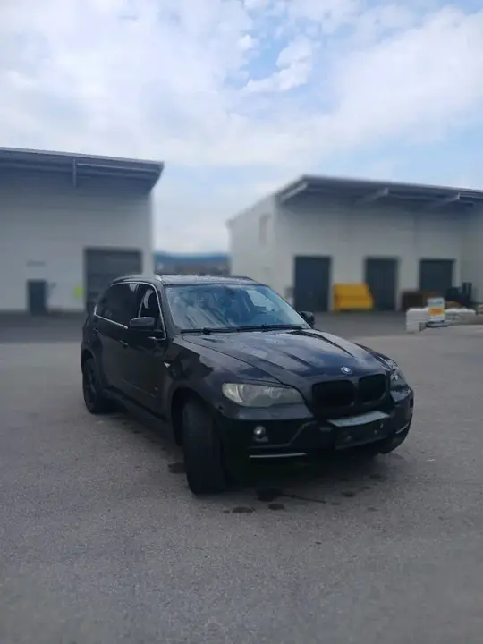 BMW X5 2008 photo 2