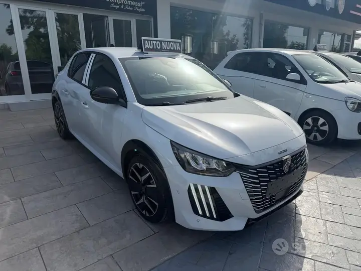 Peugeot 208 photo 3