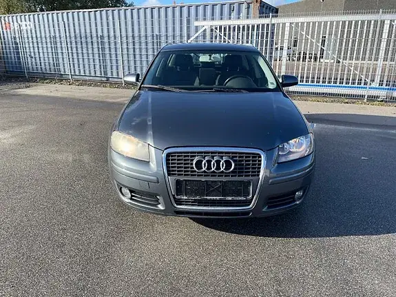 Audi A3 2004 photo 2