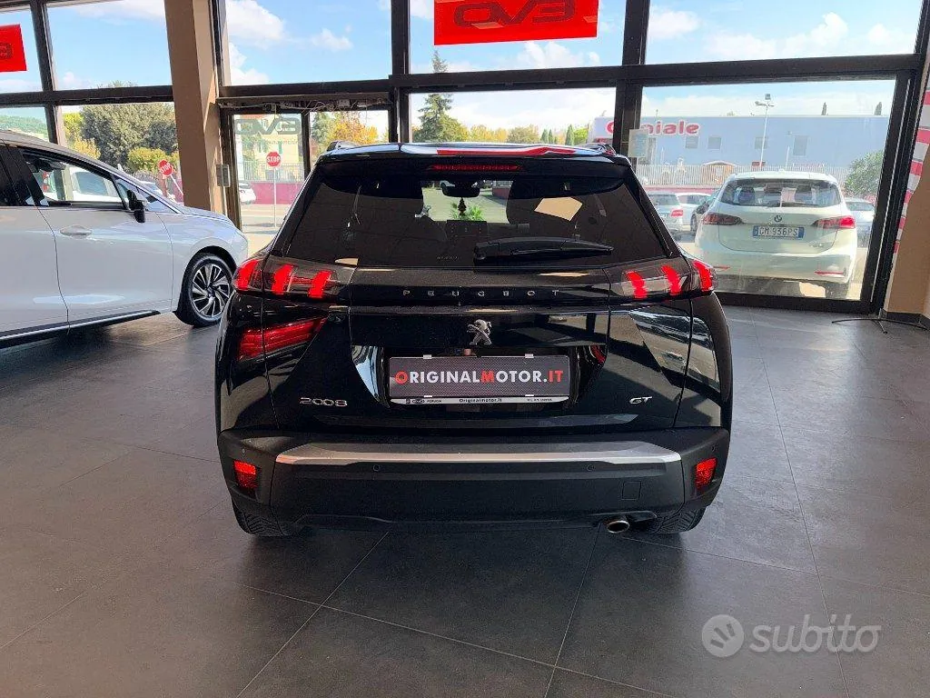 Peugeot 2008 2023 photo 3