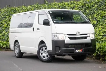 Toyota Hiace 2022 photo 4