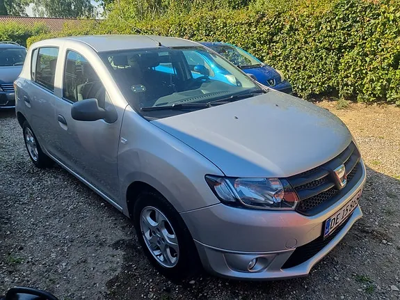 Dacia Sandero 2013 photo 3