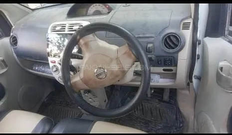 Nissan Otti
