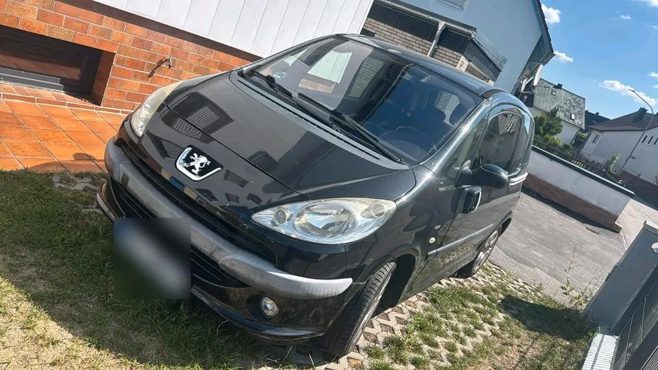 Peugeot 1007