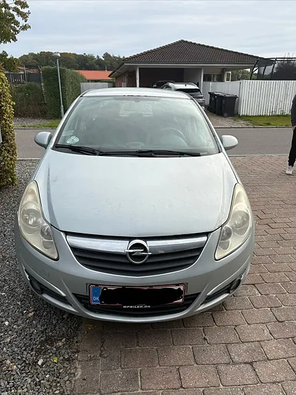 Opel Corsa 2009 photo 2
