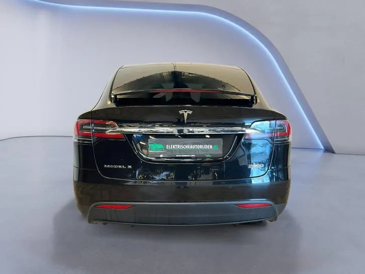 Tesla Model X 2016 photo 3