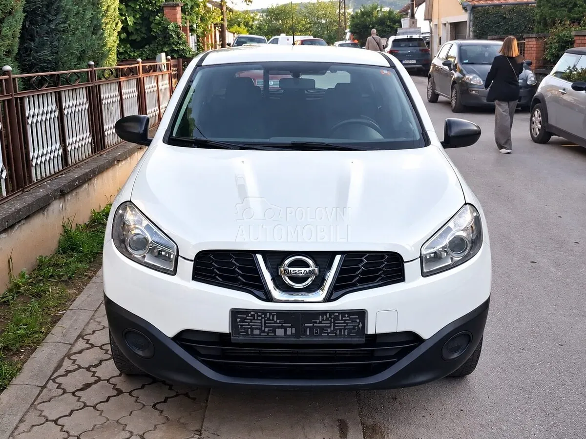 Nissan Qashqai 2010 photo 5
