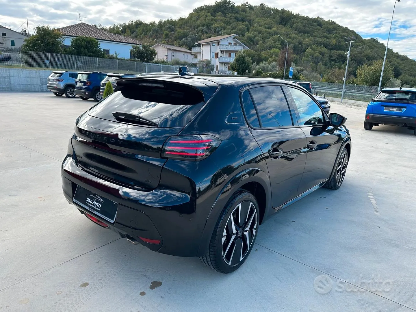 Peugeot 208 2024 photo 4