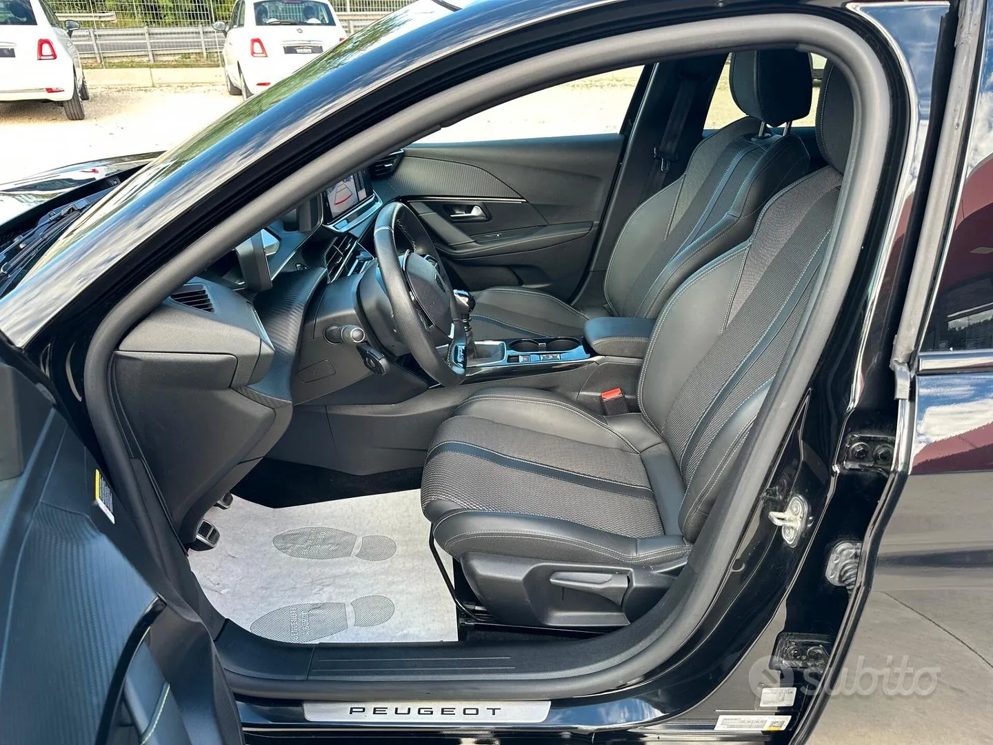 Peugeot 208 2024 photo 5