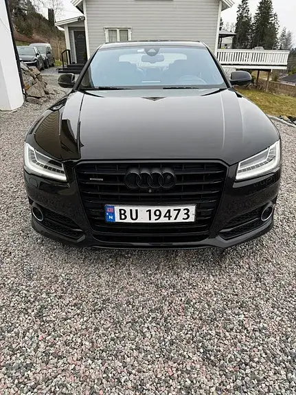 Audi A8 2016 photo 2