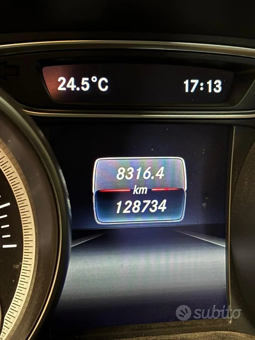 Mercedes-Benz A 2017 photo 4